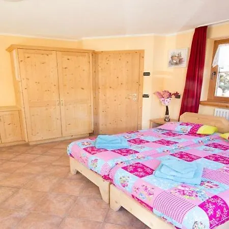 Holidays Apartment *