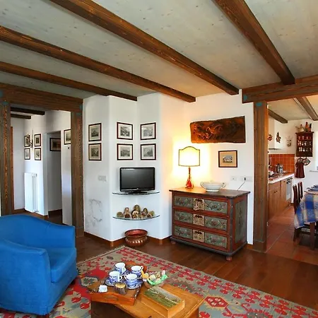 Holidays Apartment *