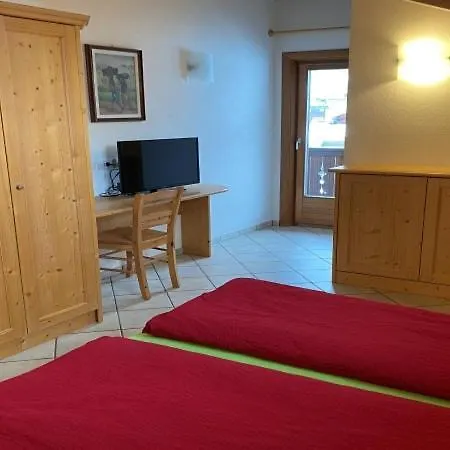 Apartment Holidays *