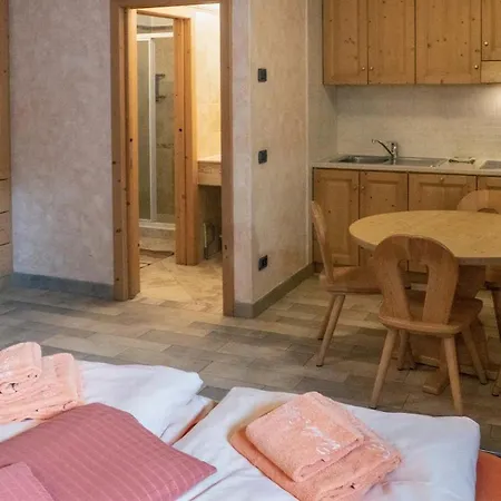 Holidays Apartment *